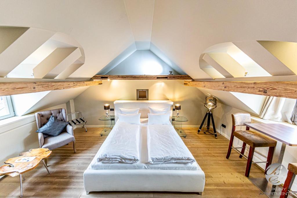 BS Luxury Apartment room 1